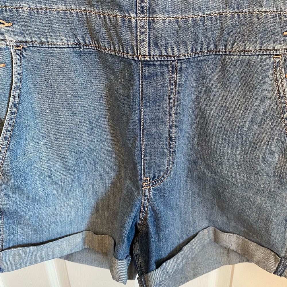 Hollister High Rise Vintage Wash Short Overalls Denim Jean Size M Bib Shorts - Picture 5 of 10